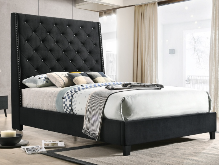Chantilly King Bed