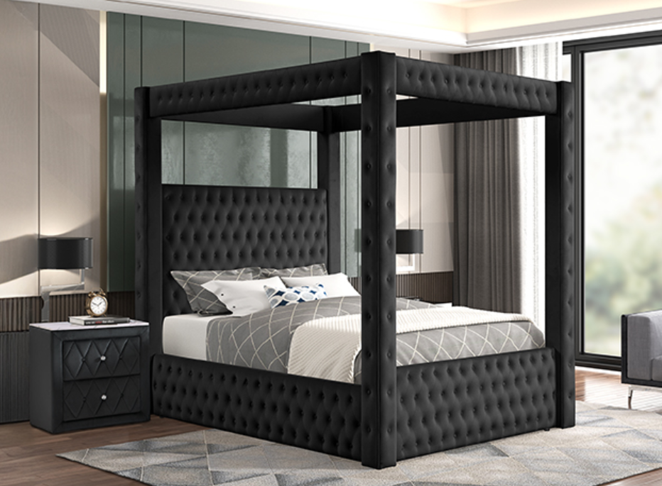 Annabelle B Canopy Bed Set
