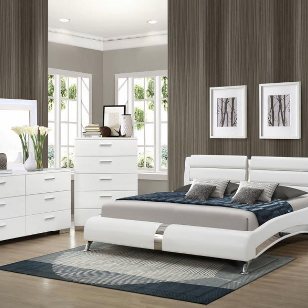 Jeremaine 5-piece Bedroom Set