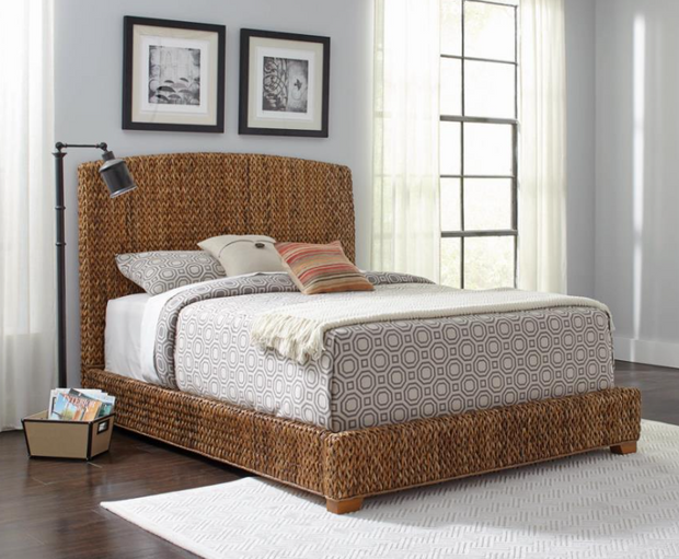 Laughton Banana Leaf Eastern King Panel Bed